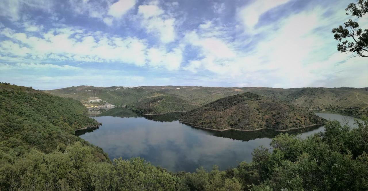 Vila Casa De Ls Cristales Bemposta  Exteriér fotografie